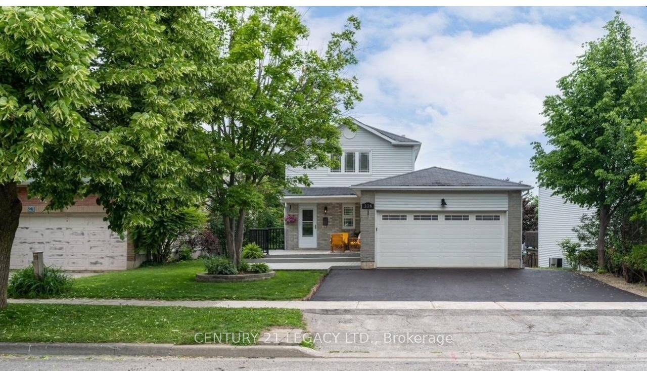 Excellent opportunity to lease this beautiful detached home in the most family friendly area of Orangeville ; close to schools, parks.
