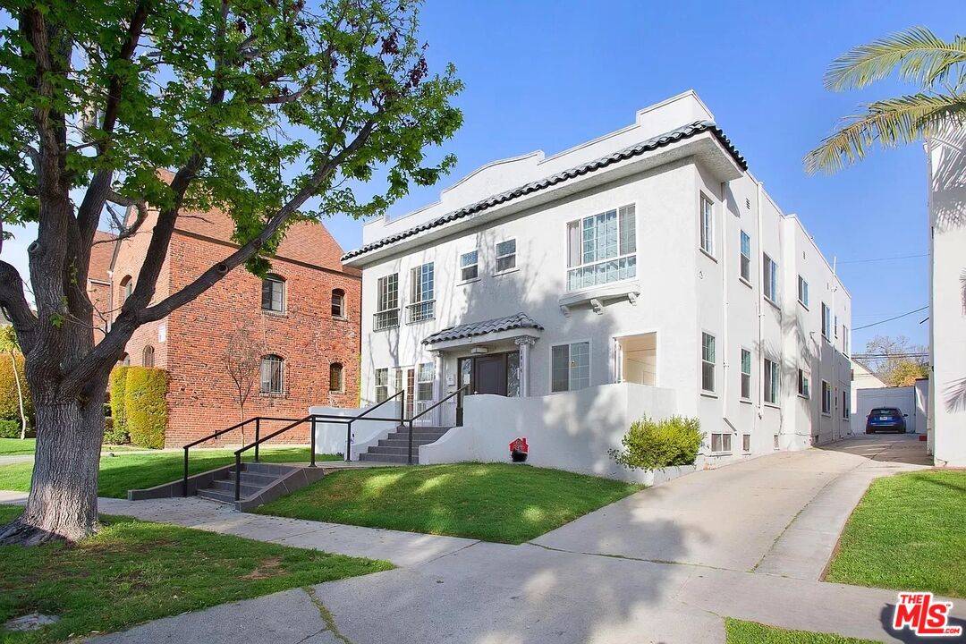 1012 S ORANGE DR 2BR La