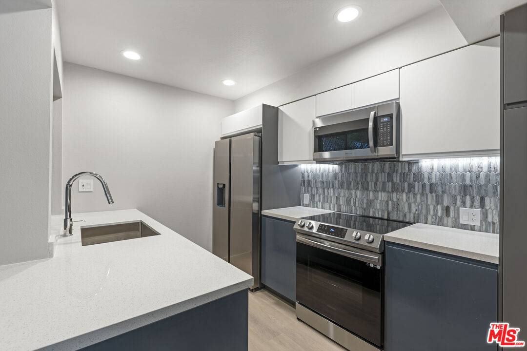 1044 20TH ST 2BR Santa Monica La