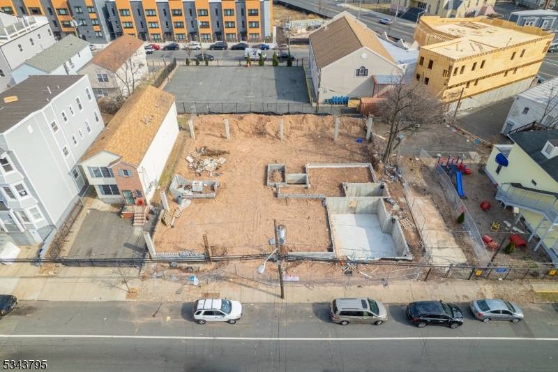 Welcome to this amazing opportunity ready to be build.