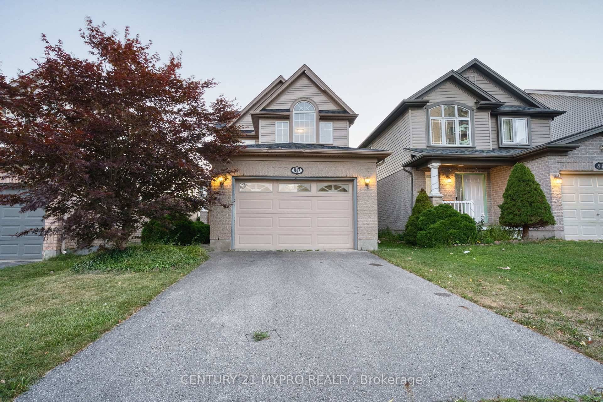 Welcome to 817 Capulet Lane, 3 bedrooms den, 3.