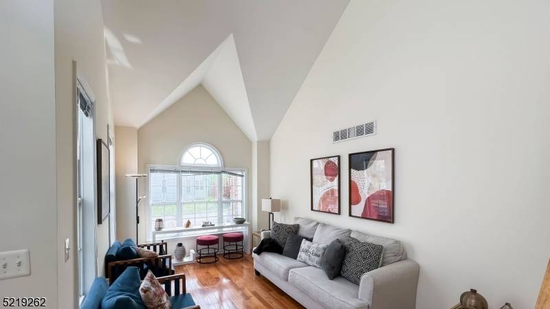 Flexible Lease Lengths, Pet Friendly furnishing options available if needed.