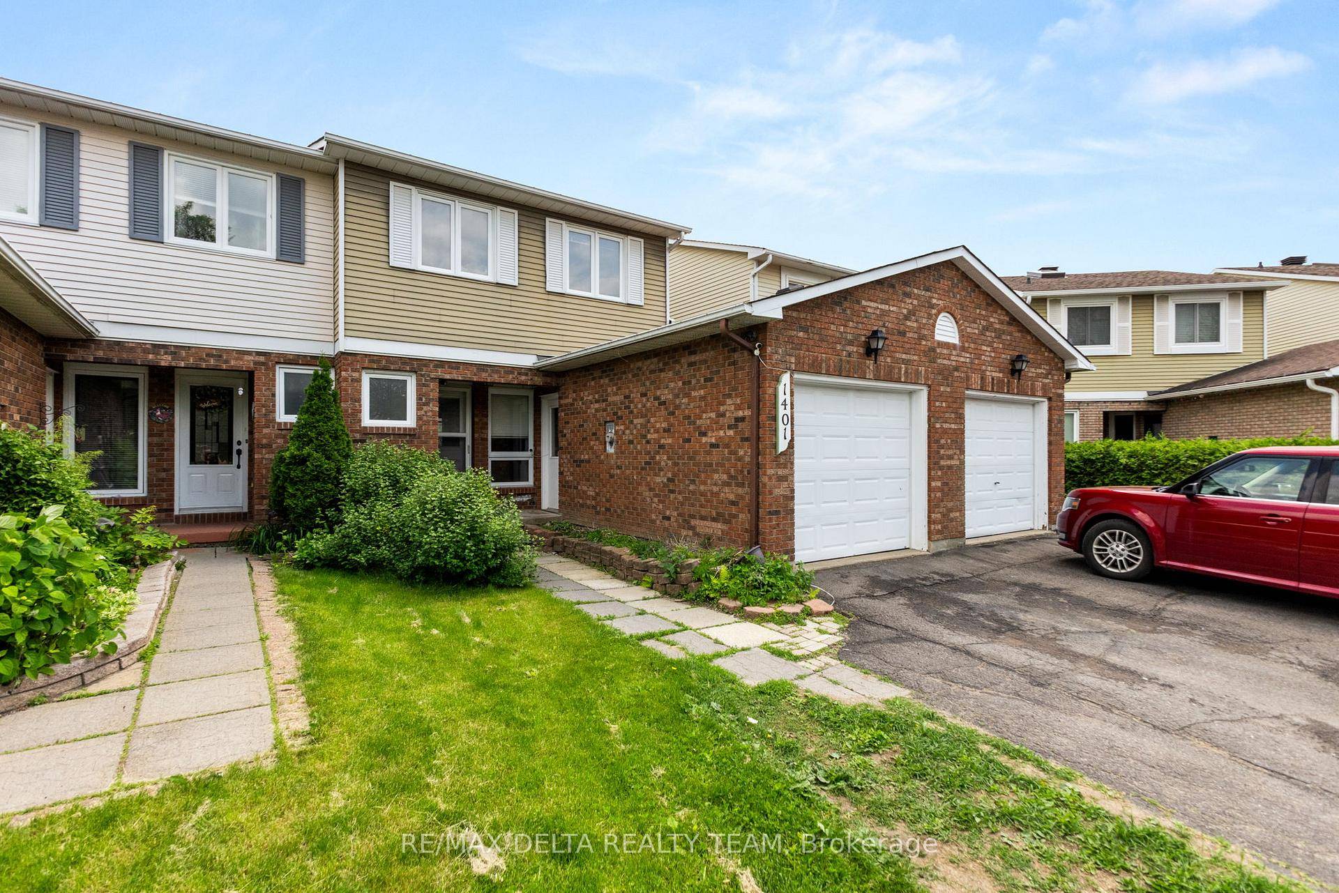Welcome to 1401 Coulter Place, a beautifully maintained 3 bedroom, 2 bathroom home tucked away on a quiet cul de sac in sought after Queenswood Heights.