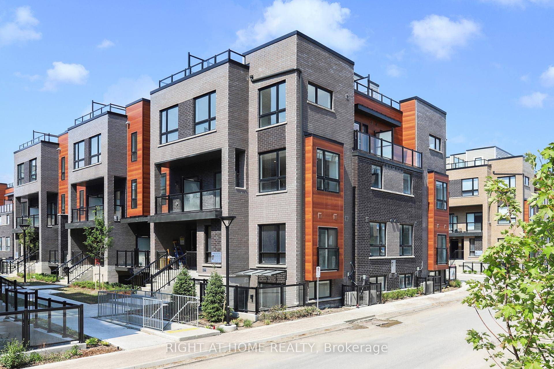 Modern Comfort And Style In This Brand New, Never Lived In Two Bedroom, Two Bathroom Condo Townhouse For Rent In A Prime Newmarket Location !