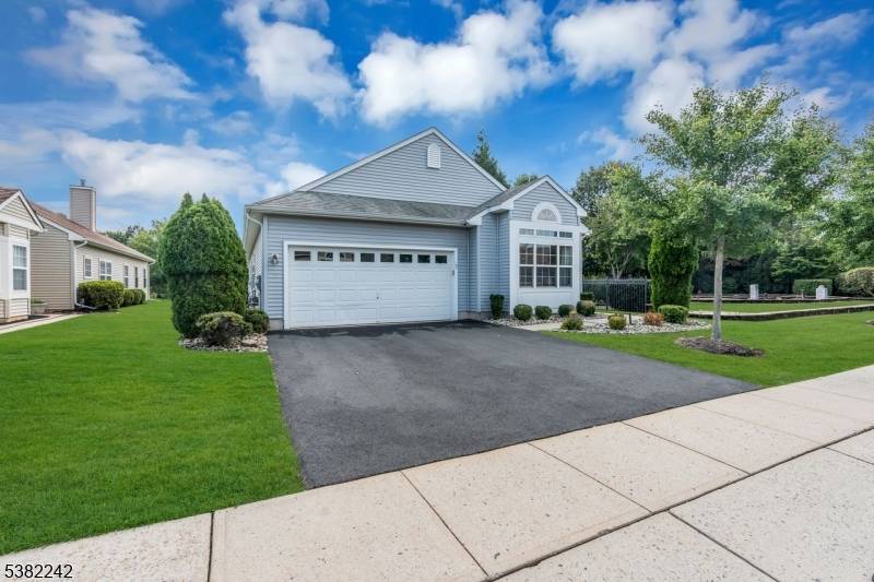 Coming soon showings start 9 11 25, Meticulously maintained 2 bed 2 bath Florence model located in the prestigious Renaissance at Raritan Valley active adult community.