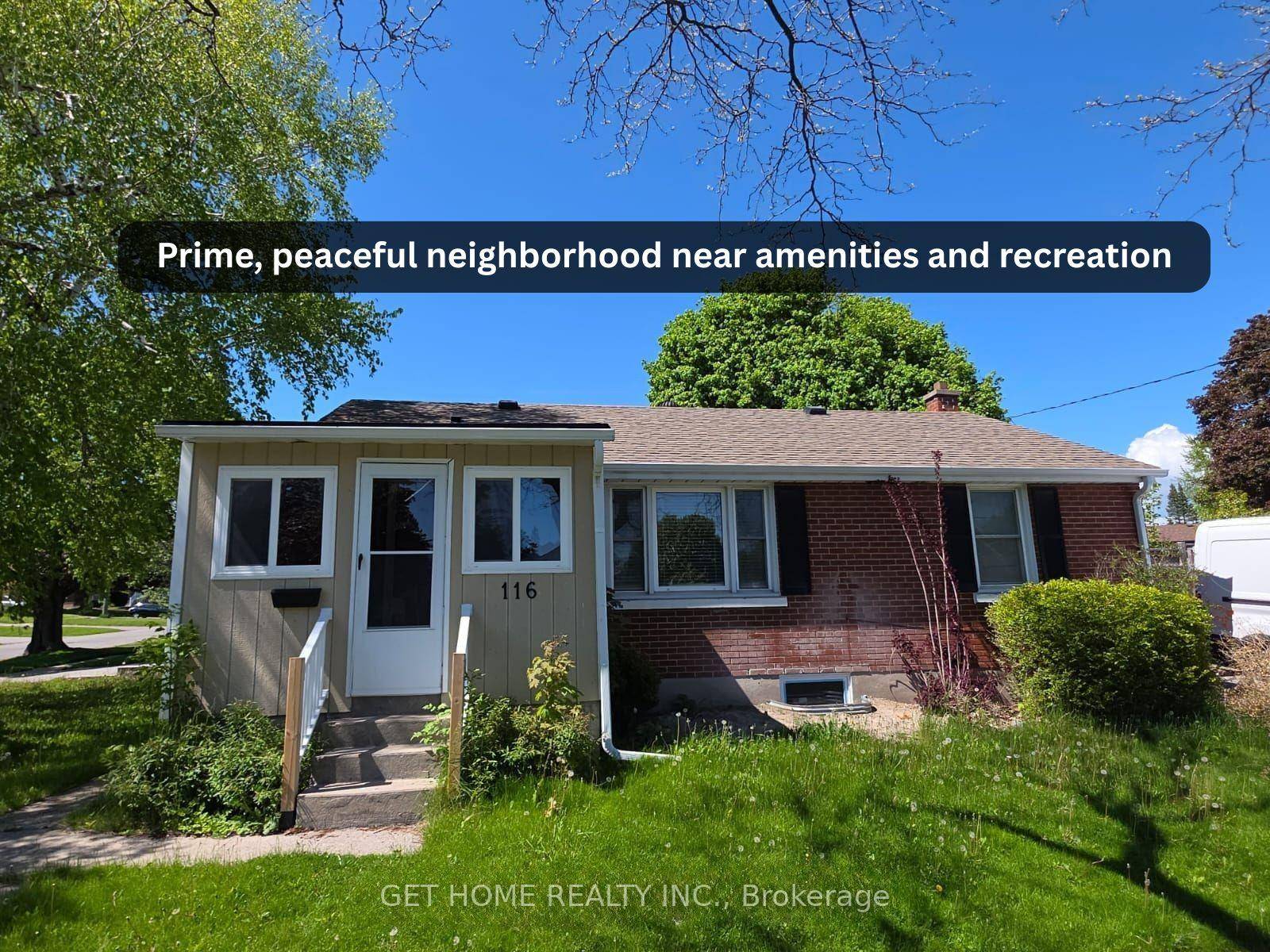 Welcome to this beautifully renovated 3 bedroom, 1.