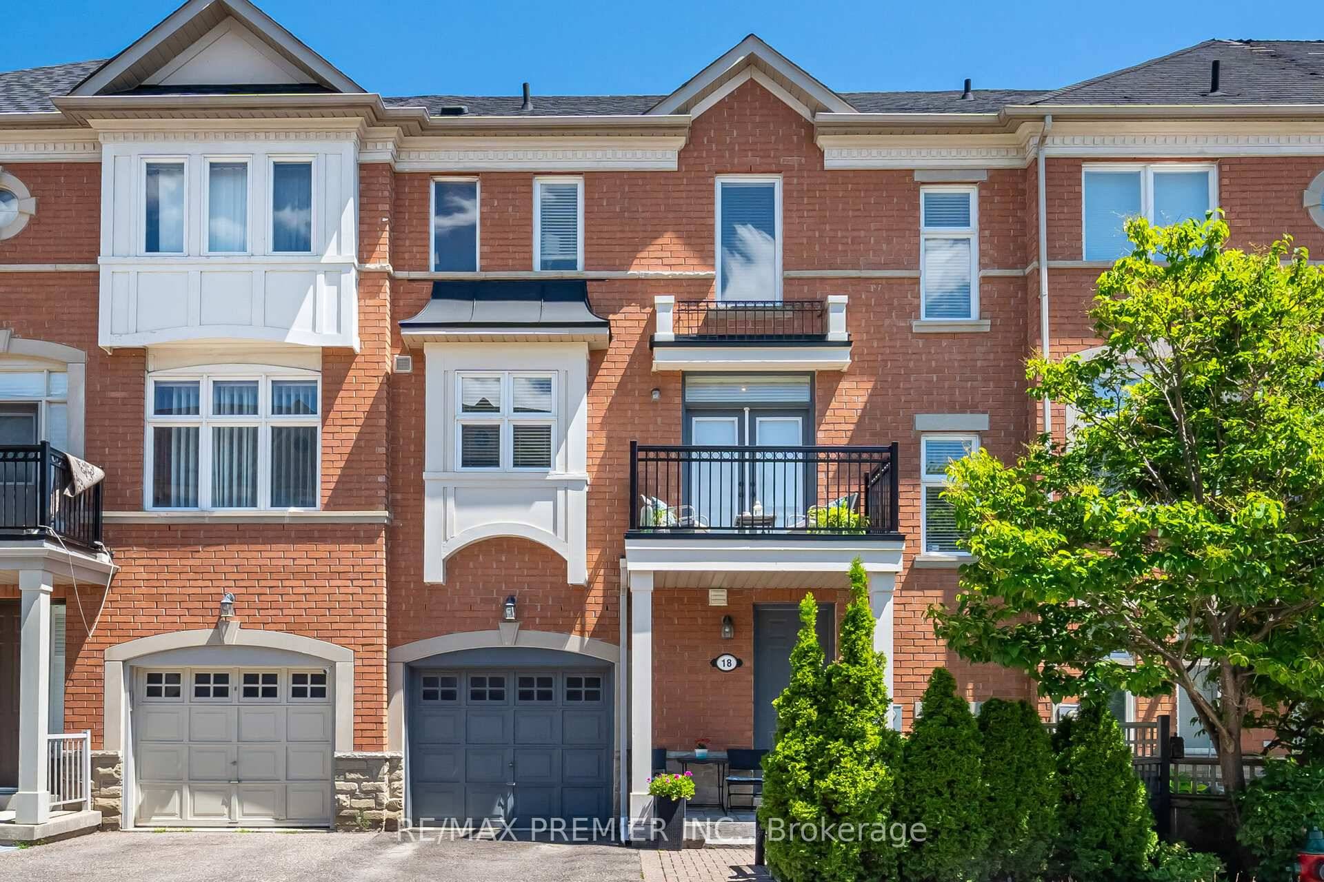Welcome to Your Dream Townhouse !