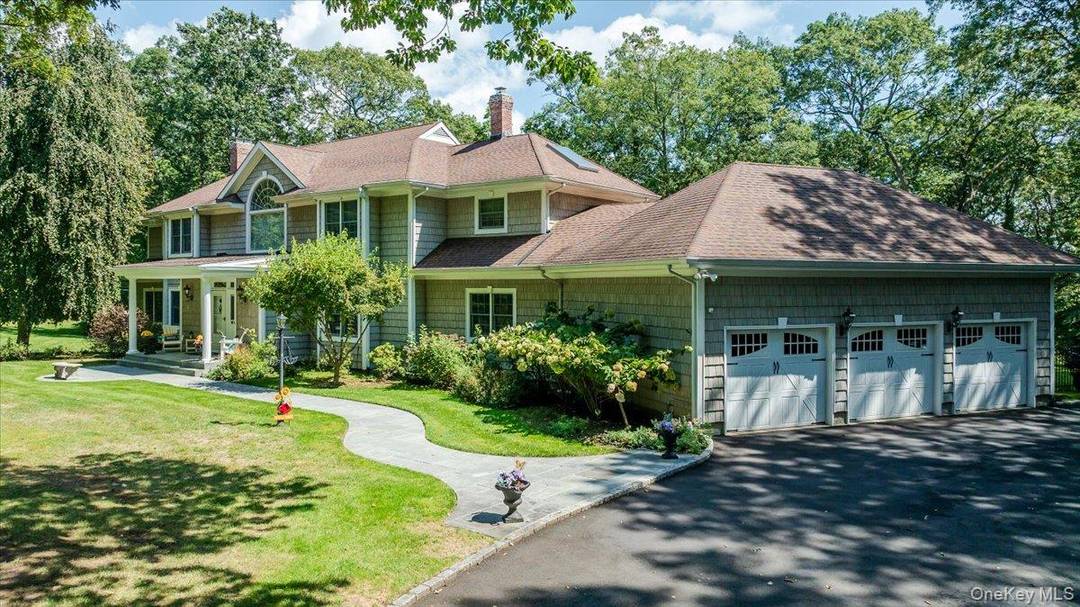Nestled on a picturesque 3 acres within the Cold Spring Harbor School District and the prestigious Incorporated Village of Lloyd Harbor, 155 Jennings Road offers the perfect blend of privacy, ...