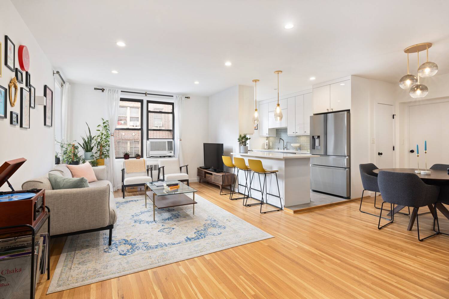 Your beautiful, modern home in an excellent move in ready condition awaits you.