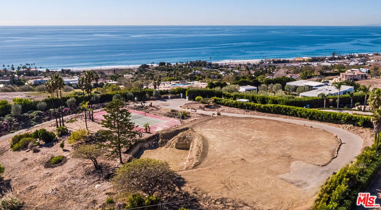 5909 Philip Ave Malibu La