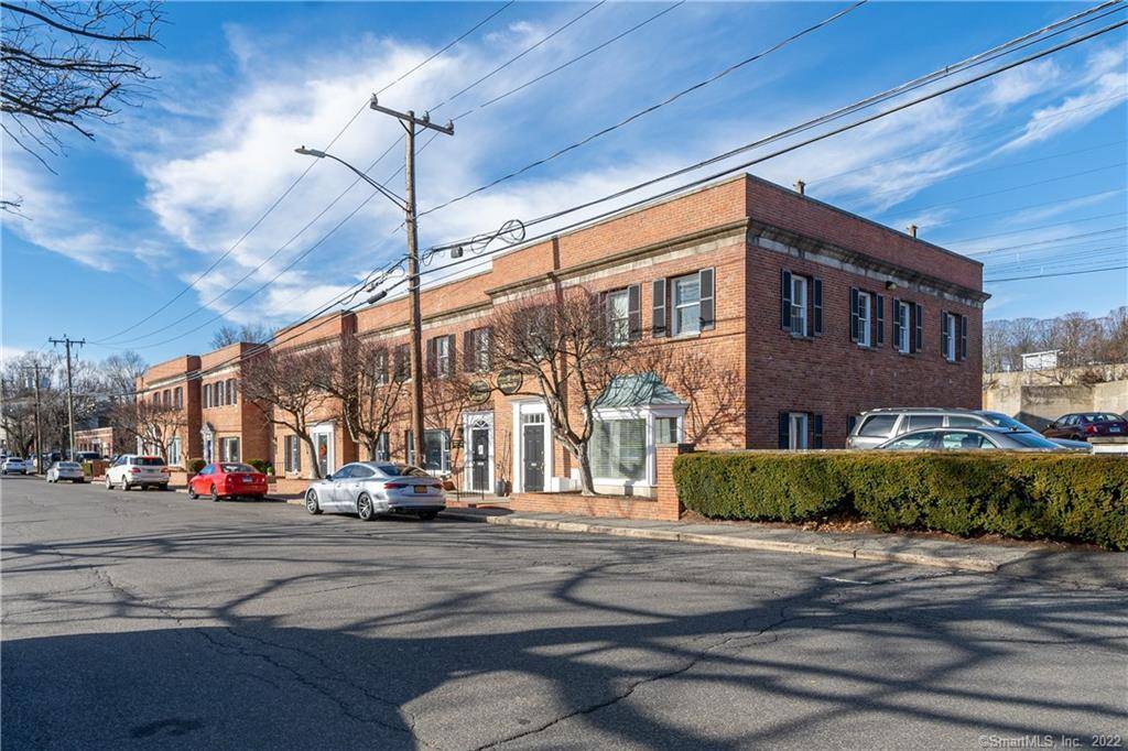 Prime location in the heart of New Canaan, this second floor office condominium space is the perfect, quiet location for professionals or small business.
