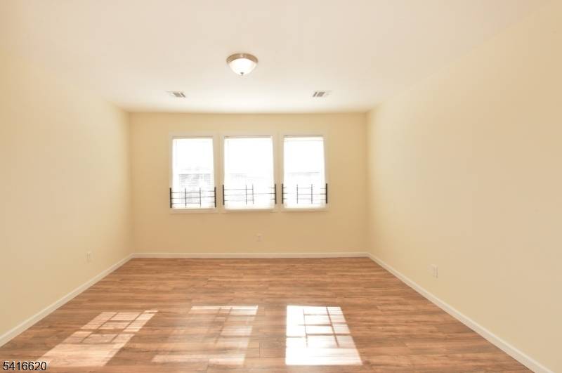 Turnkey 3 Family Investment in Newark ?