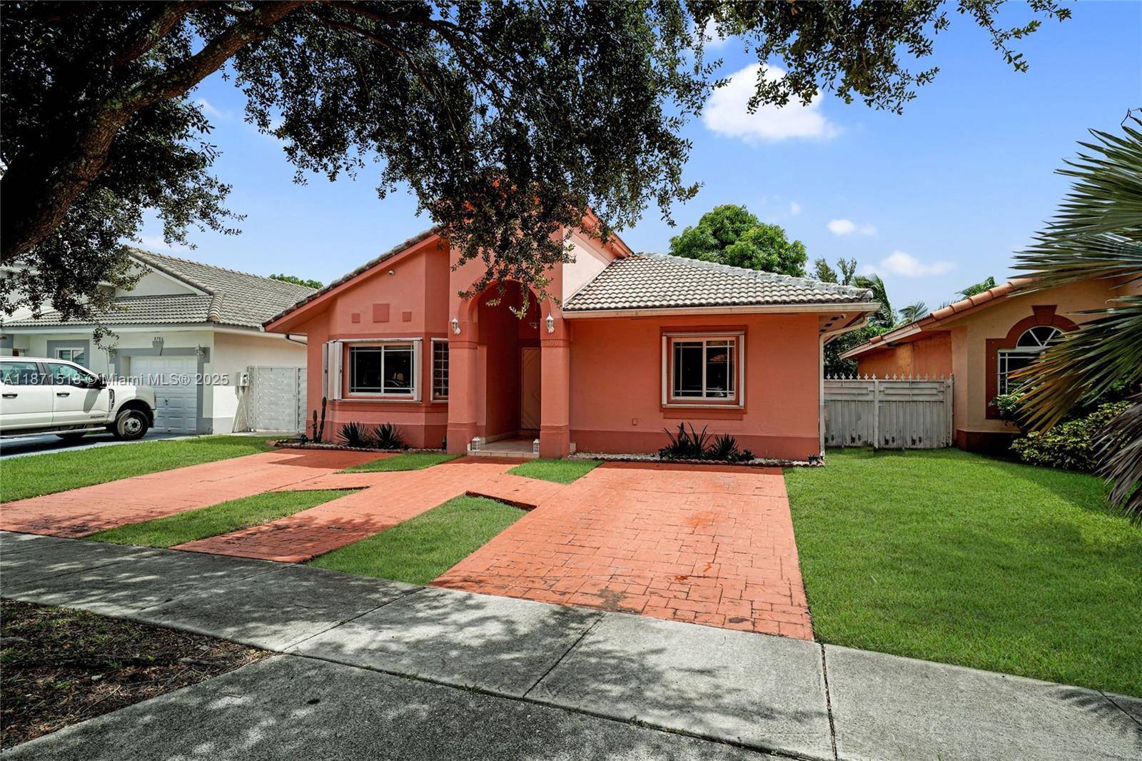 Miami Lakes 3 Bedroom Home No HOA !
