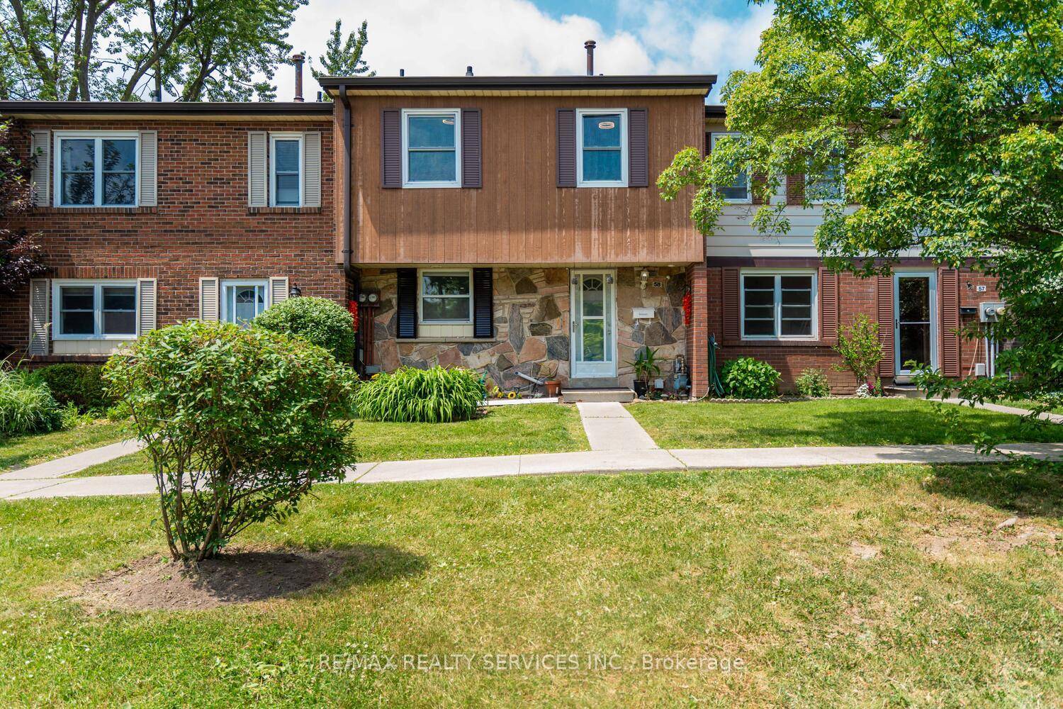Perfect Opportunity for First Time Buyers or Savvy Investors !