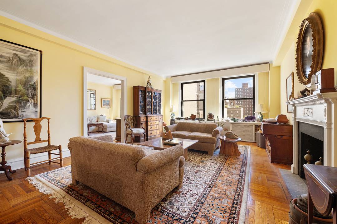 Introducing a classic 6 in the heart of the Upper East Side.