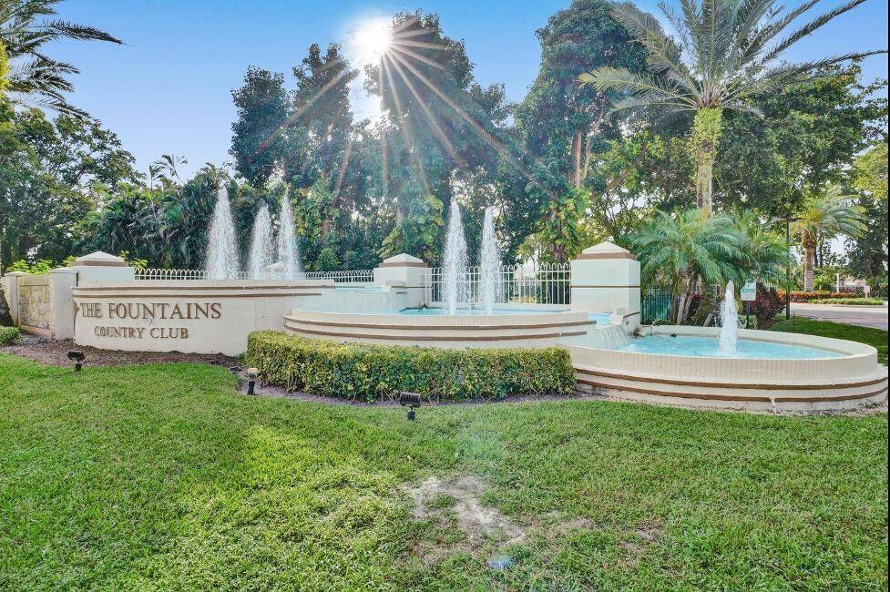 Enjoy Country club Living Without the additional fees !