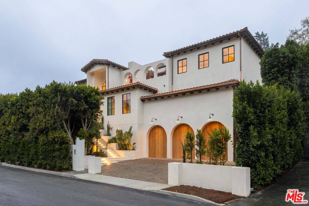 966 Stone Canyon Rd 6.0 Bel Air LA