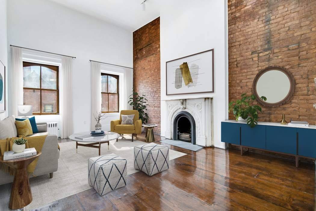 SUN FILLED WEST CHELSEA TOWNHOUSE APARTMENT WITH PRIVATE ROOF TERRACE Located on one of Manhattan s most sought after landmark streets, this distinctive floor through apartment sits on the Seminary ...