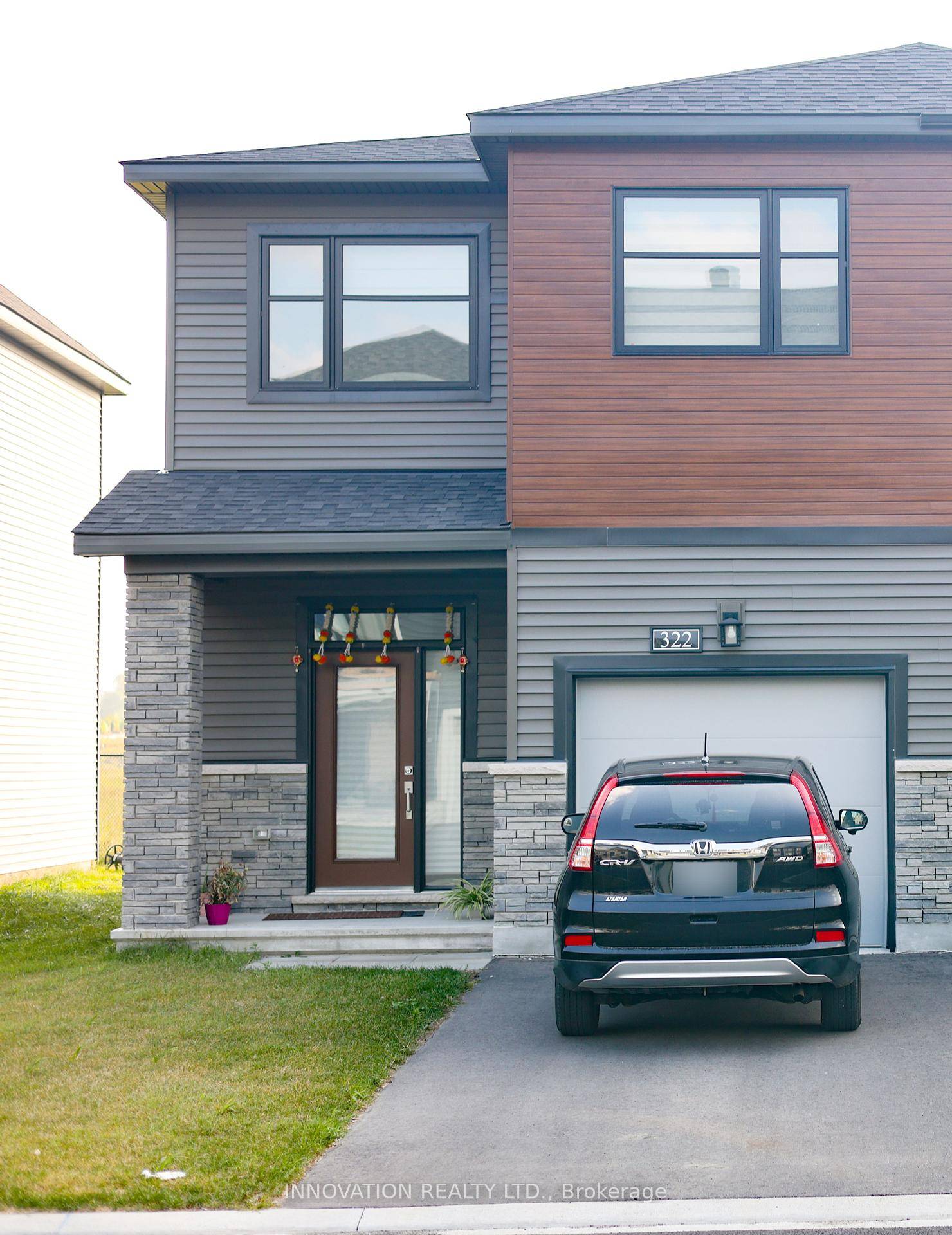 Welcome to 322 Gisborne Place a beautiful Minto Laguna end unit townhome available immediately in Kanata's desirable Morgan's Grant neighborhood.
