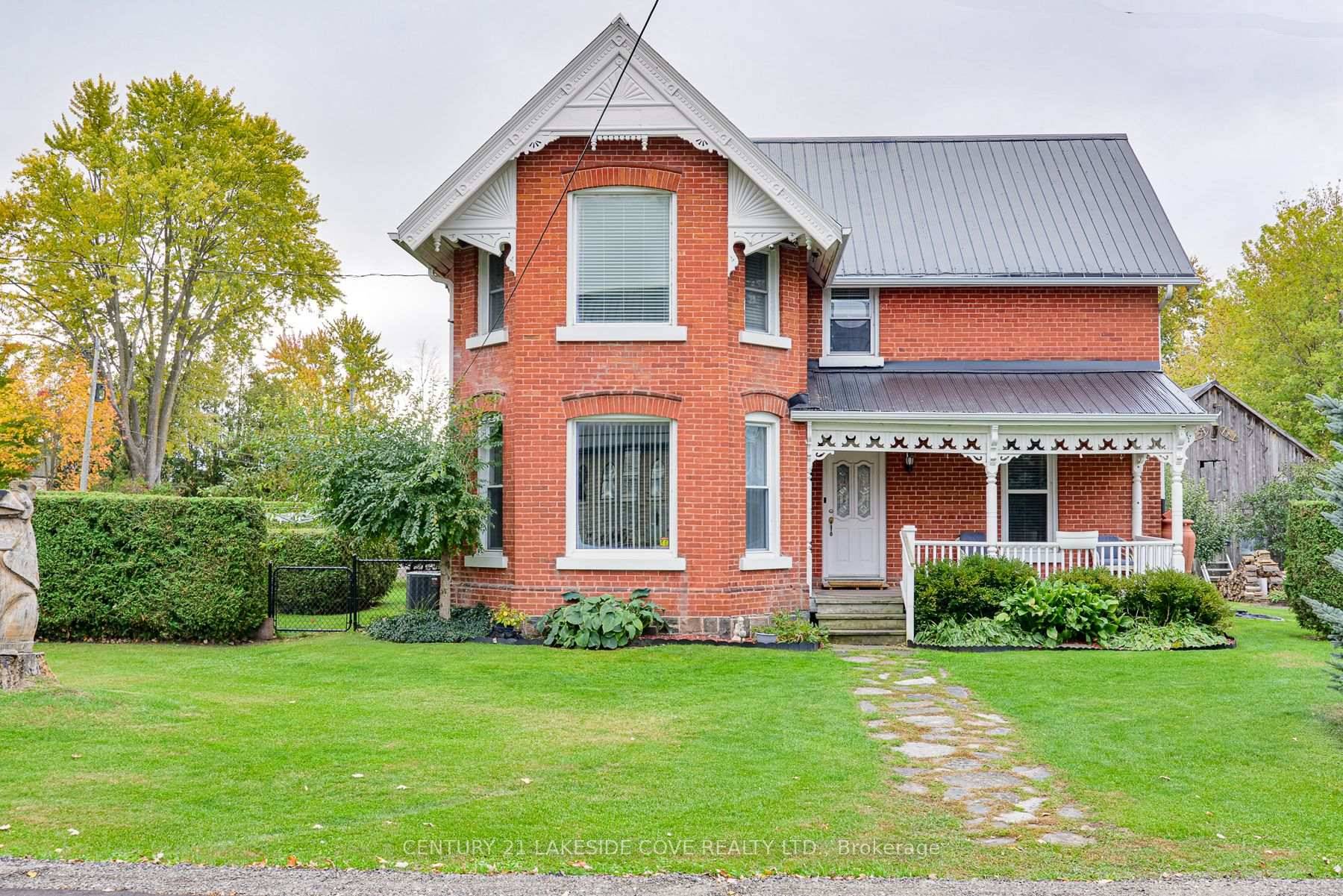 Century Home Plus Bonus Serviced Building Lot This stunning red brick century home is situated in the tranquil community of Brechin, right in the heart of Ontario's Lake Country.