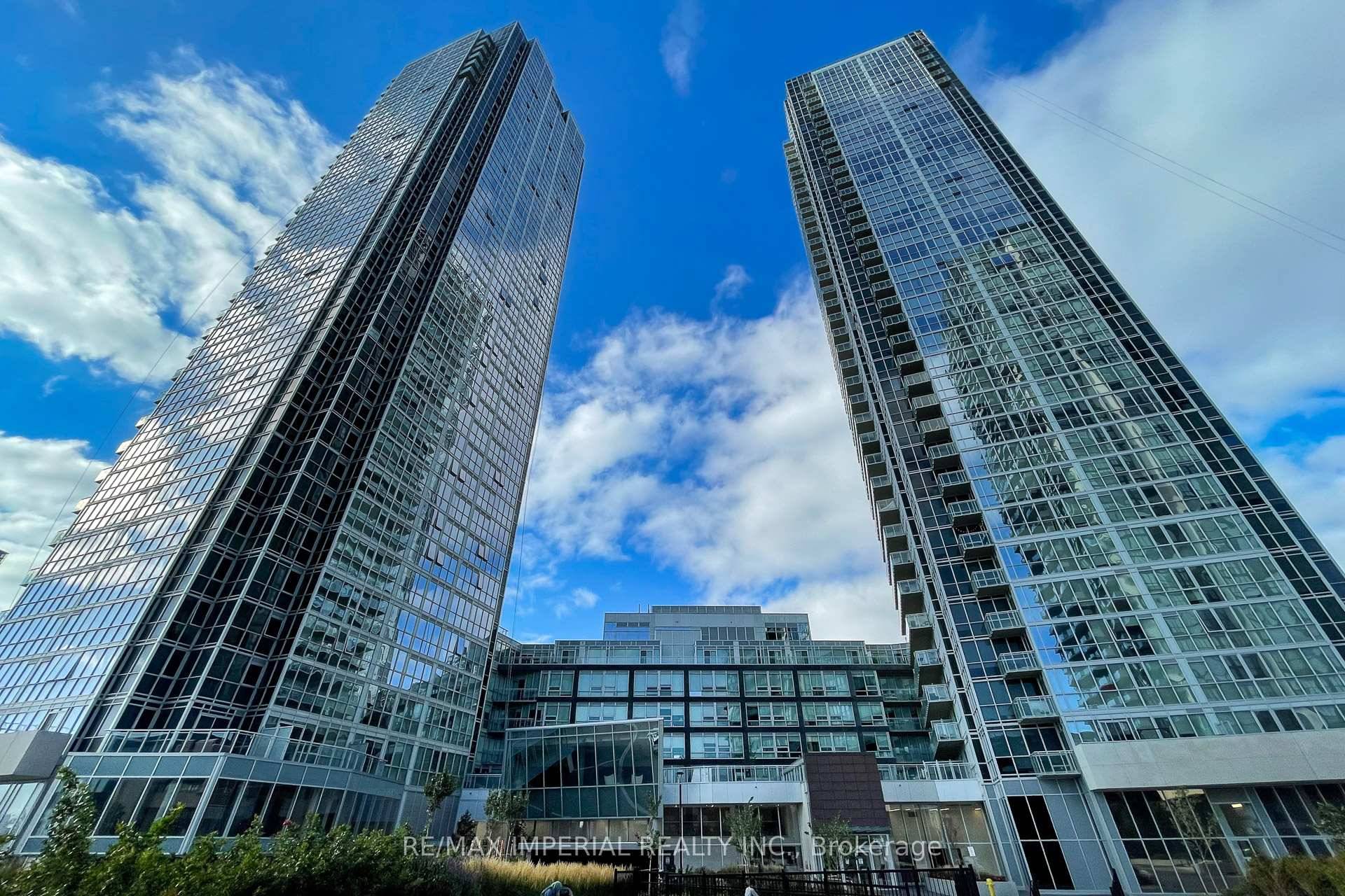 Spotless amp ; bright 1 bedroom at Nord Condos in VMC !