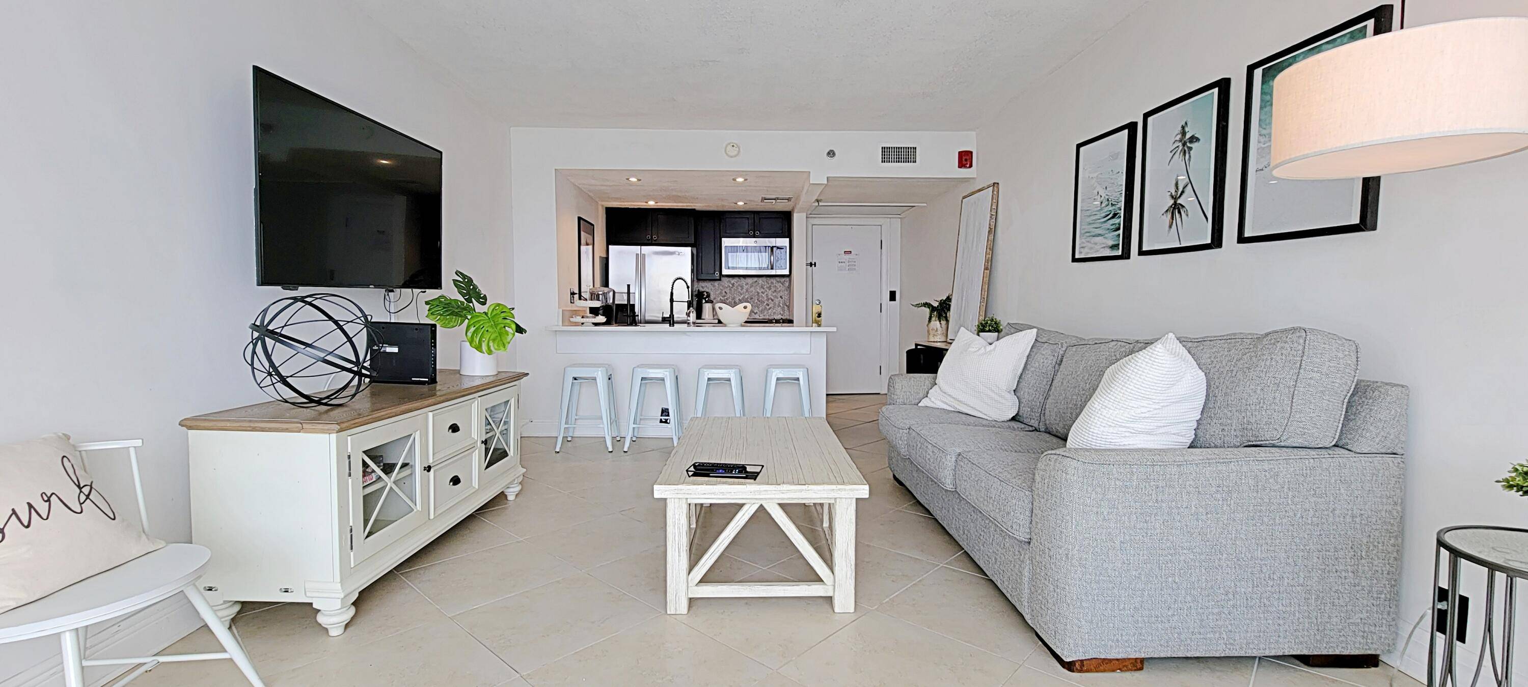 Beachfront investment opportunity !