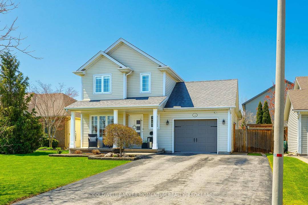 Nestled in the charming village of Virgil, this beautifully maintained two storey detached home offers the perfect blend of comfort, style, and convenience.