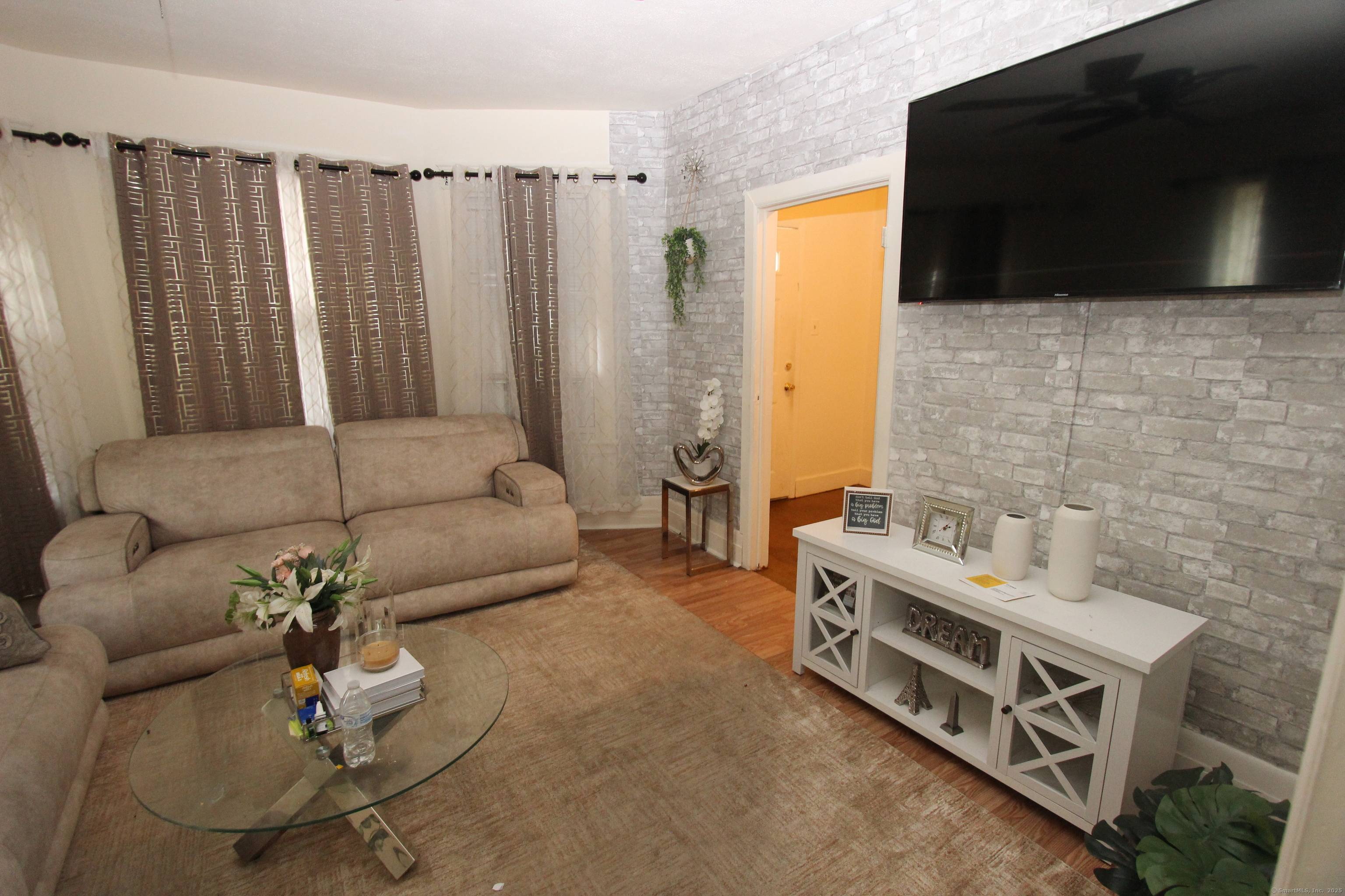 Investors and owner occupants take notice !