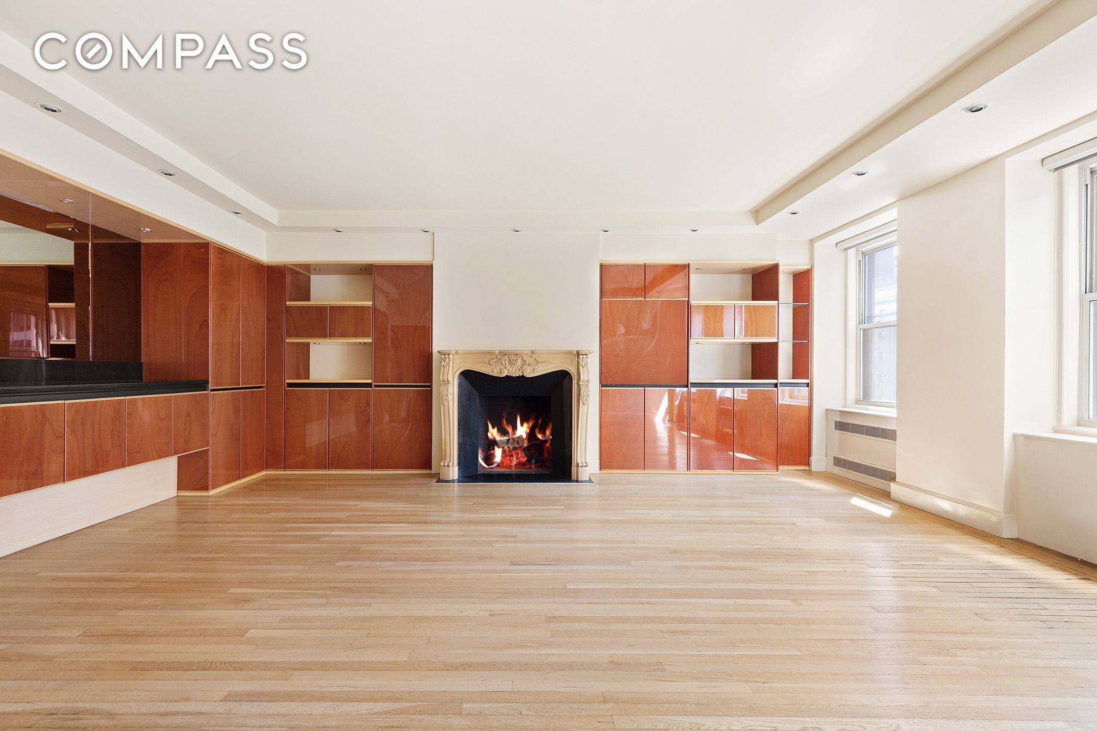 A rare offering in one of Murray Hill s most distinguished pre war full service condominiums.
