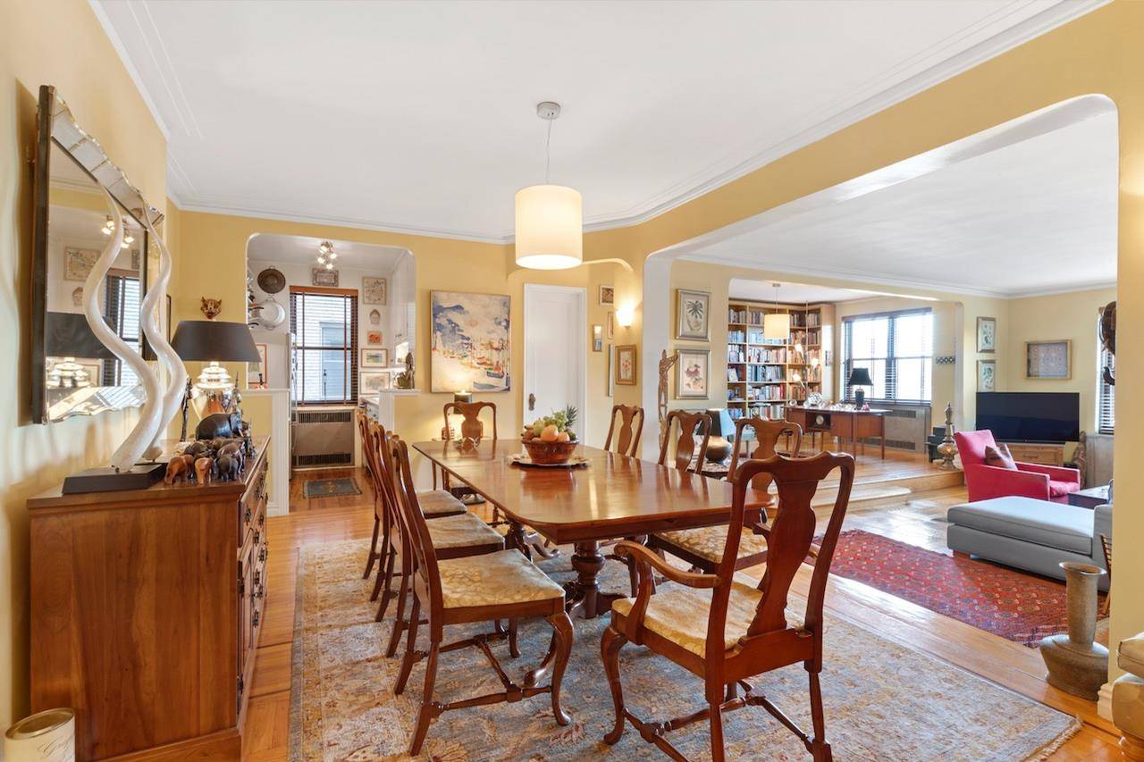 Welcome to a sprawling open concept gem on a tree lined street in one of Inwood s most sought after co ops, The Embassy.