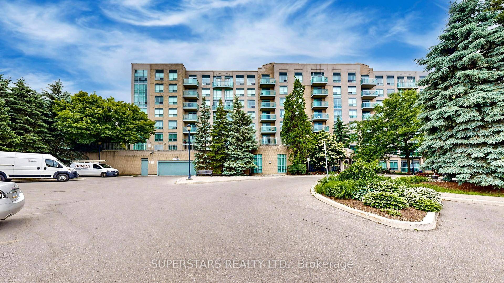 Welcome To 3 Ellesmere Street, Unit 217, A Bright And Inviting One Bedroom Plus Den Residence In The Sought After Langstaff Community.