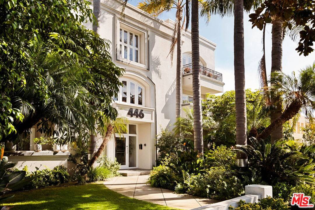 446 San Vicente Blvd 1BR Santa Monica La
