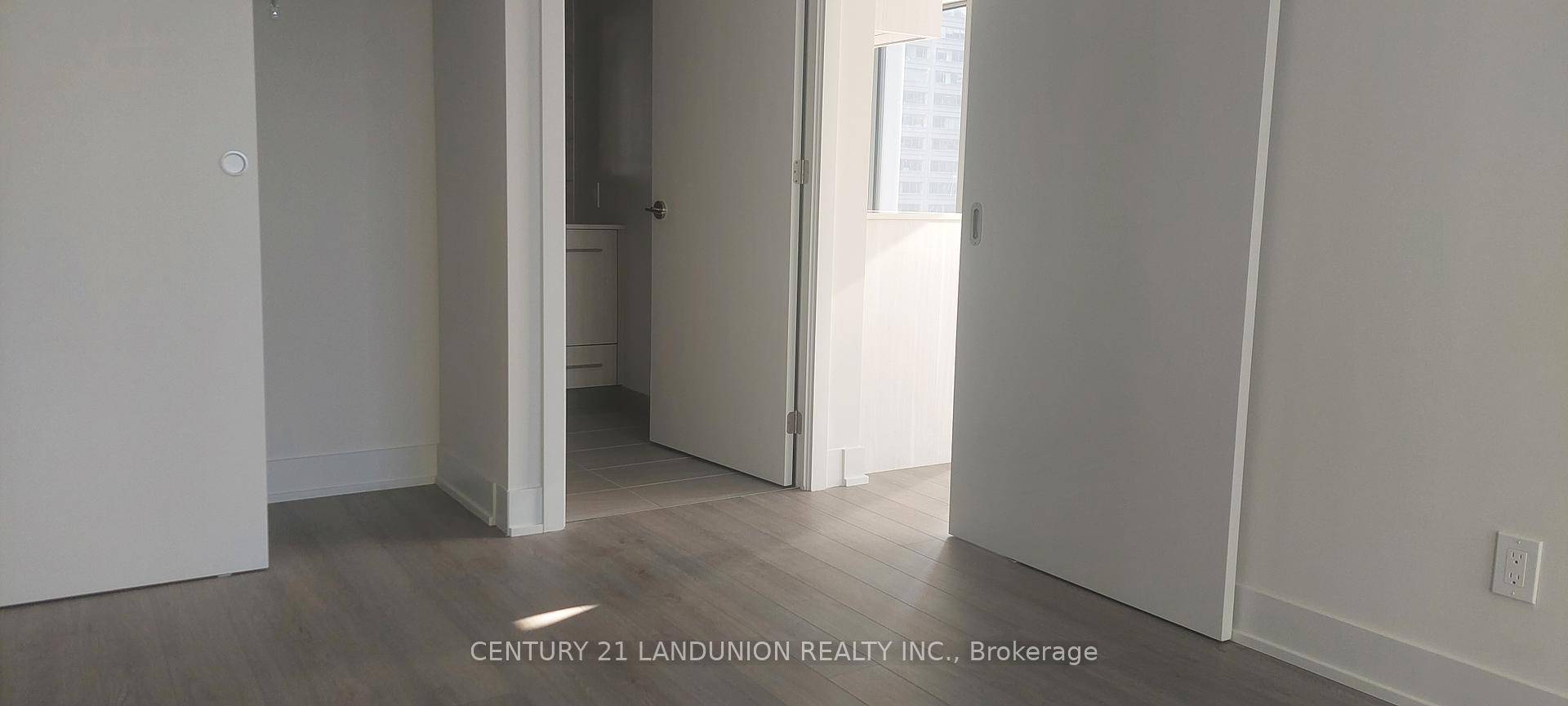 Stunning Rare and highly desirable Corner unit with two bedroom, two bathroom layout on the 8th floor !