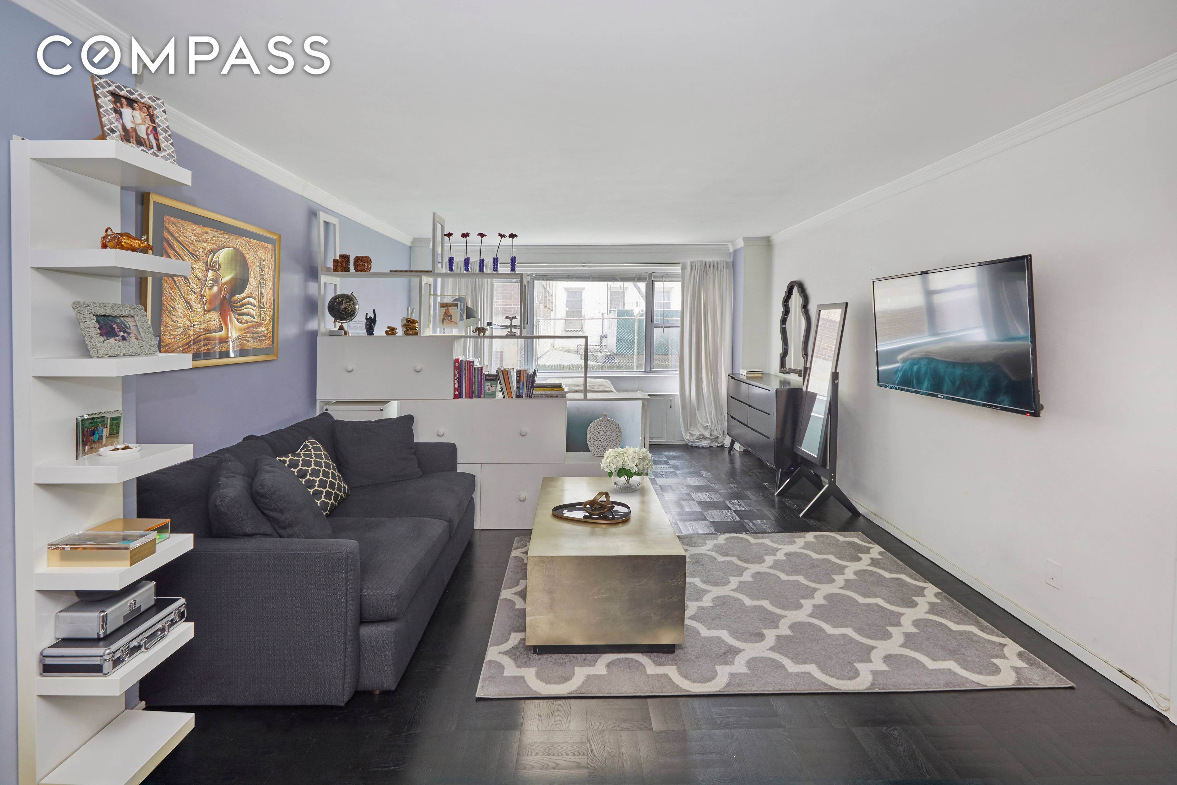 This spacious studio apartment in Midtown East has enough room for a separate dining, living and sleeping area and is offered fully furnished if needed !