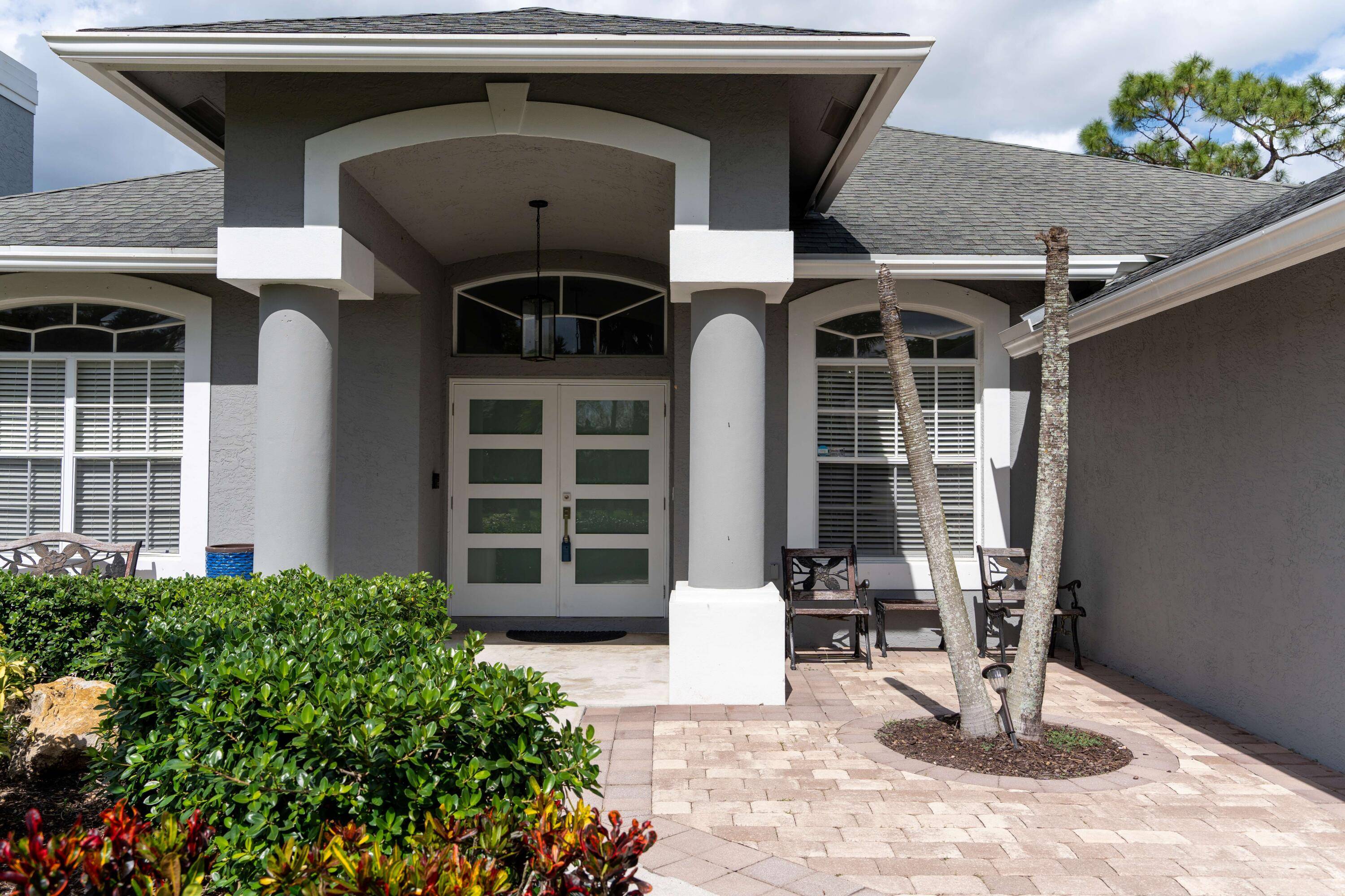 Welcome to your dream estate !