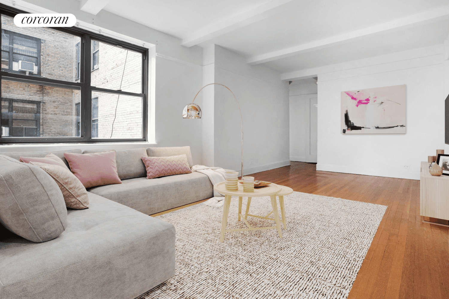 Huge One Bedroom in Laundry Elevator Building off 77th and Lexington.