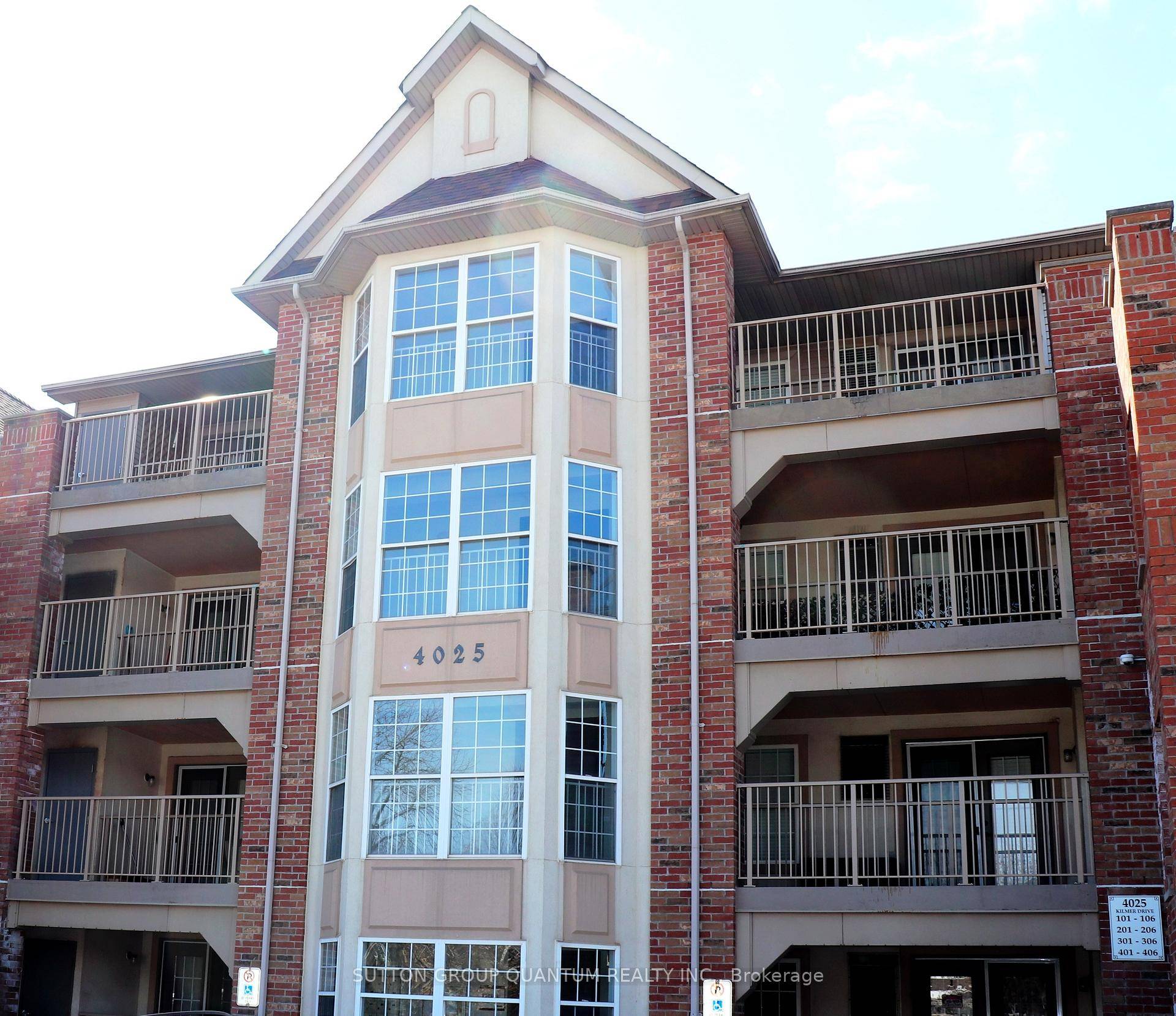 Beautiful spacious home offers open concept kitchen, living and dining, 2 bedrooms, 2 bathrooms 1x3 piece and 1x4 piece ensuite, in suite laundry, walk out to balcony from kitchen, one ...