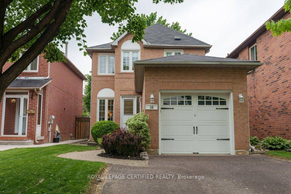 Welcome to 38 Banner Rd !