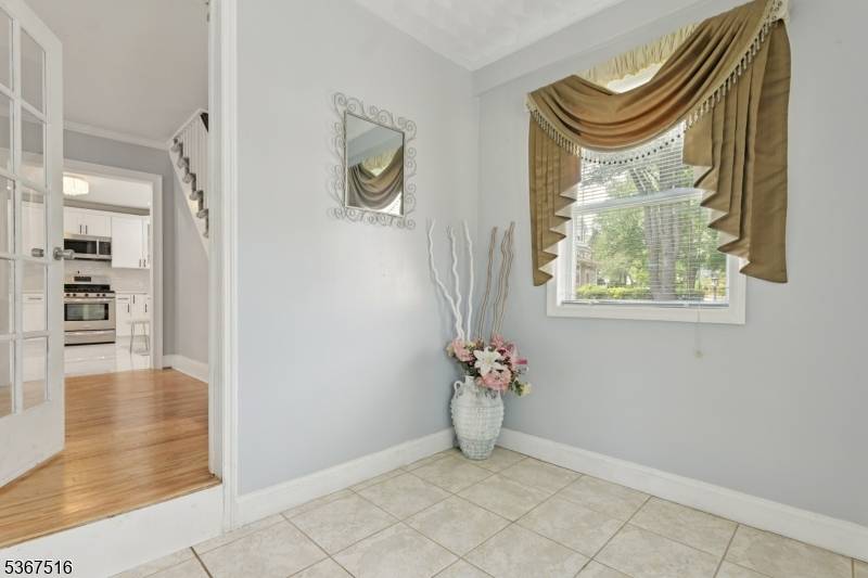 Elegant 4 Bedroom Home in the Heart of Maplewood, NJWelcome to this beautifully maintained and spacious home nestled in the desirable town of Maplewood, New Jersey.