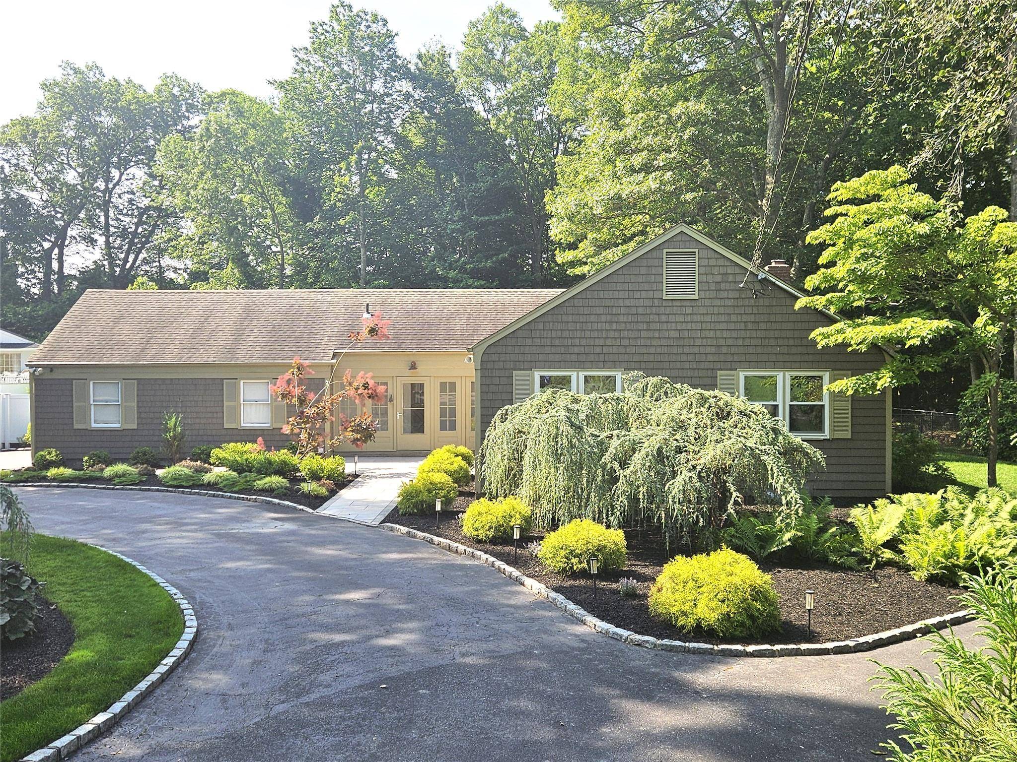 Fantastic amp ; Very Rare Opportunity To Rent A Home In The Highly Sought After Shoreham Wading River School District !
