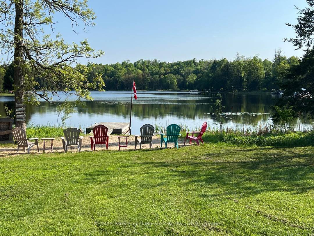 LAKE MANITOUWABING 4 SEASON GEM !