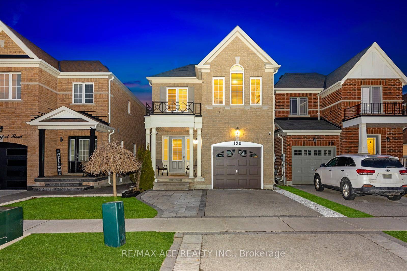 Stunning ! Great location !