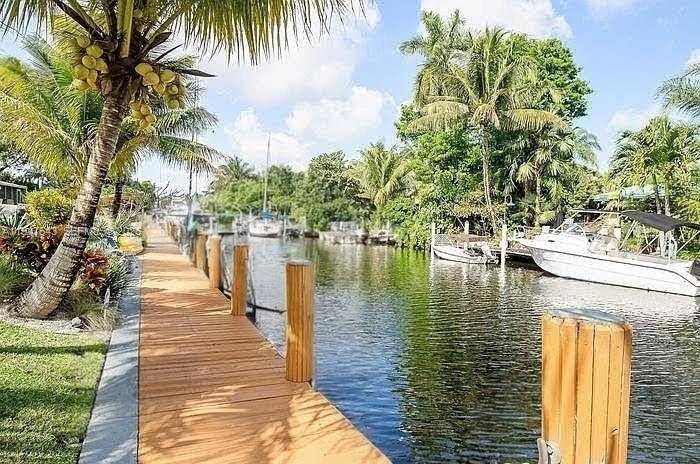 Discover an incredible opportunity to own a piece of waterfront paradise at 3337 SW 44th Ct, located in the desirable Avon Isles community of Fort Lauderdale.