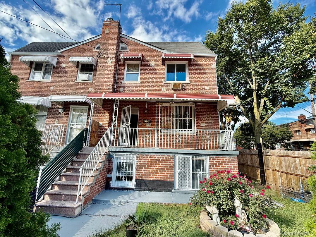 Don't miss the opportunity to own this unique corner lot duplex in the highly sought after Williamsbridge section of the Bronx !