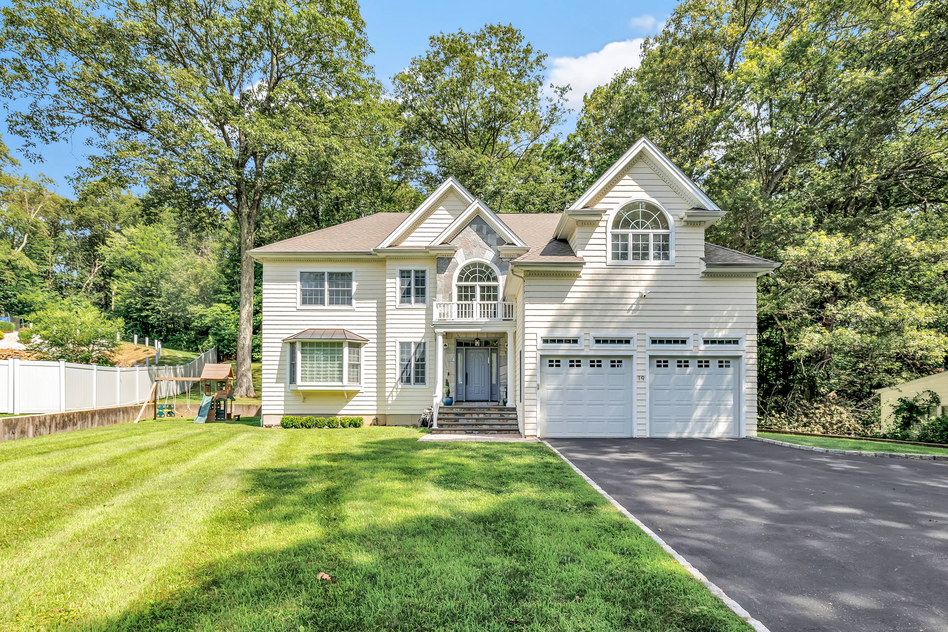 Nestled in one of Trumbull's most desirable neighborhoods, an impeccably maintained modern colonial with 4 bedrooms 4 bathrooms 3 Full 1 Half.