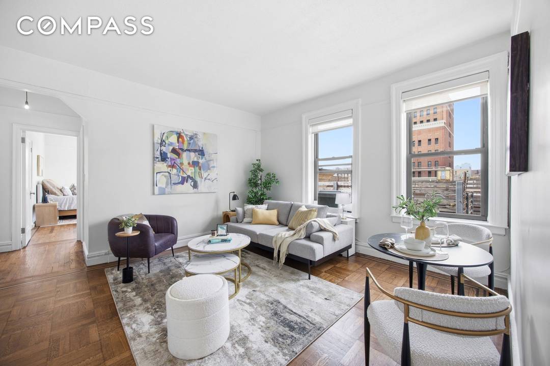 Perched on the top floor, this one bedroom, one bathroom co op offers a compelling blend of classic architecture and thoughtful modern refinement, an elegant residence defined by light, volume, ...