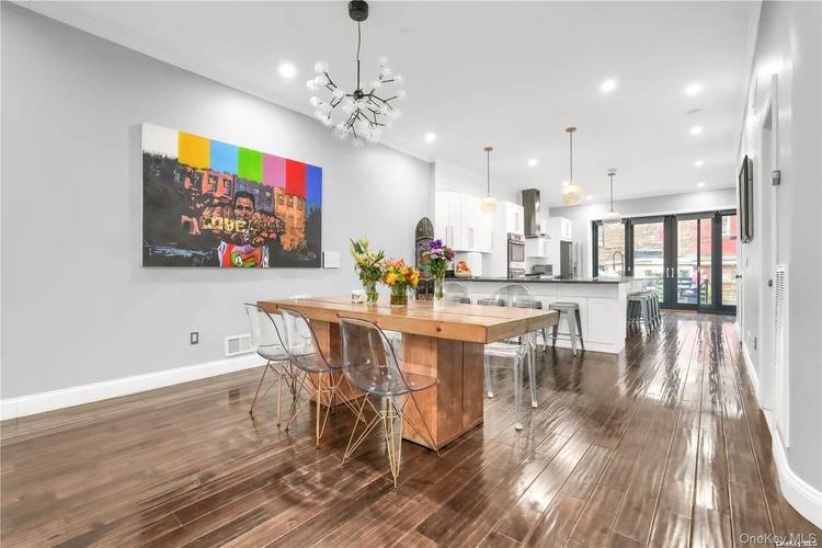 FULLY RENOVATED BROOKLYN TOWNHOUSE RENTAL WITH PRIVATE OUTDOOR SPACE Welcome to 424 Jamaica Avenue a beautifully updated full townhouse rental offering the perfect blend of Brooklyn character and modern design.