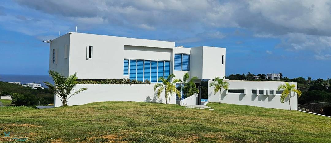 PR 485 KM 1.7 BO SAN JOSE QUEBRADILLAS P.R. House Quebradillas