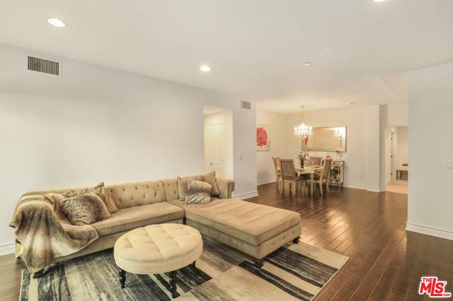 1726  S Bentley Ave LA