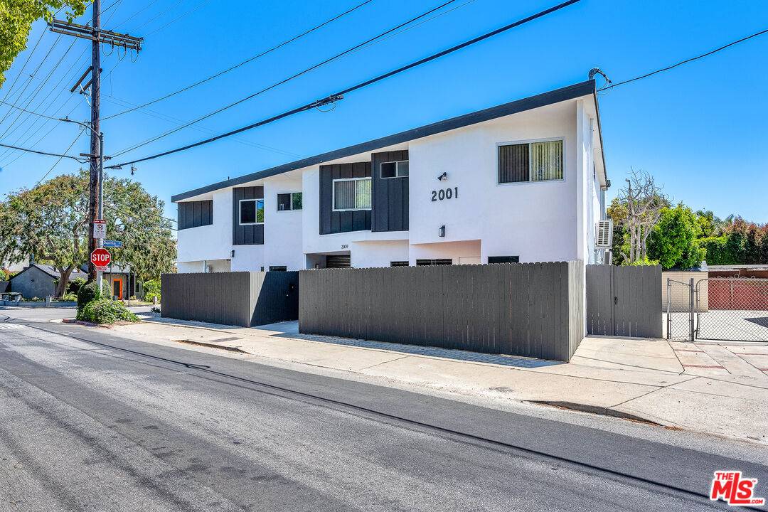 2001 Penmar Ave 20BR Marina Del Rey La